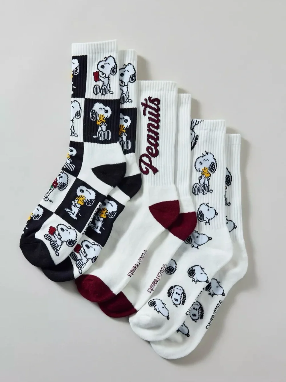 Peanuts Snoopy socks Snoopy and Woodstock graphics Varsity Crew Socks 3-Pack NWT